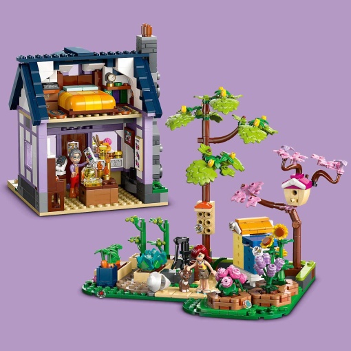 LEGO Friends Casa dos Apicultores e Jardim de Flores 42669
