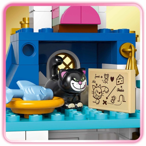 LEGO DISNEY Castelo da Cinderela e Carruagem de Cavalos 43275