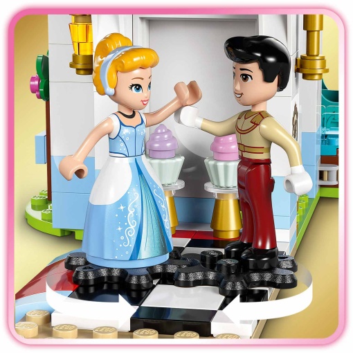 LEGO DISNEY Castelo da Cinderela e Carruagem de Cavalos 43275