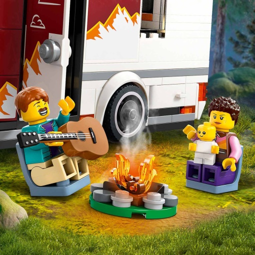 LEGO City Autocaravana para Aventuras nas Férias 60454
