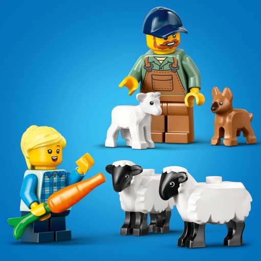 LEGO City Trator Agrícola Vermelho com Reboque e Ovelhas 60461