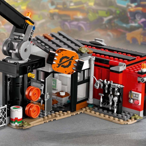 LEGO City Ferro-Velho com Carros 60472