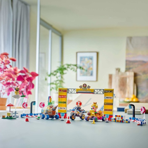 LEGO Super Mario Kart - Conjunto Peach Bebé e Grande Prémio 72036