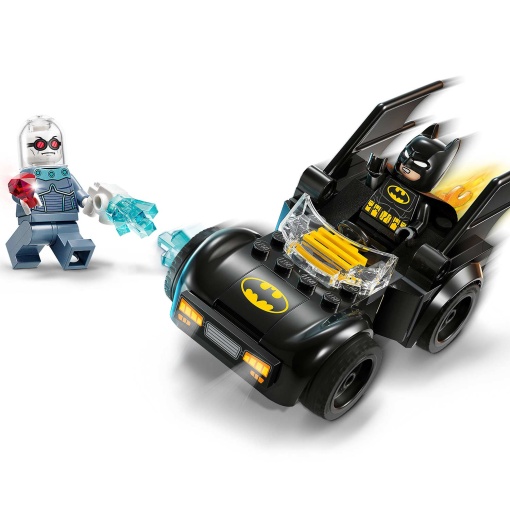 LEGO Batman e Batmobile contra Mr. Freeze 76301
