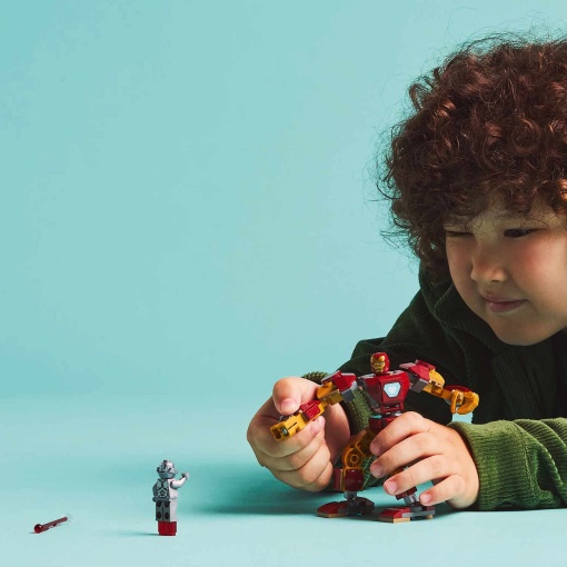 LEGO MARVEL Robô do Iron Man Contra Ultron 76307
