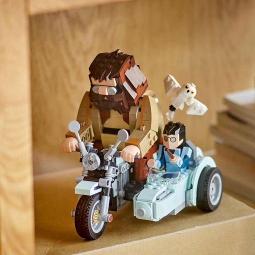 LEGO Harry Potter Passeio de Mota de Hagrid e Harry 76443