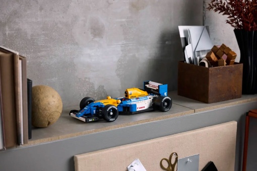 LEGO Icons Williams Racing Fw14b e Nigel Mansell 10353
