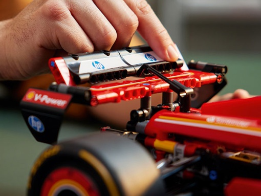 LEGO Technic Carro Ferrari SF-24 F1 42207