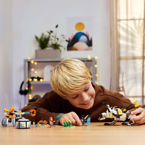 LEGO Horizon Adventures Aloy e Varl Contra Carapaça e Dentes de Serra 77037