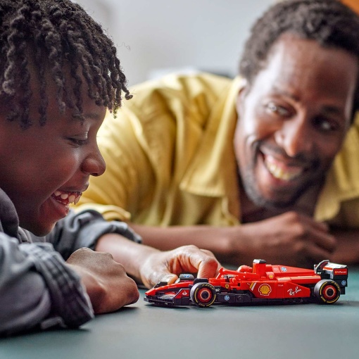 LEGO Speed Champions Carro de Corrida Ferrari SF-24 F1 77242