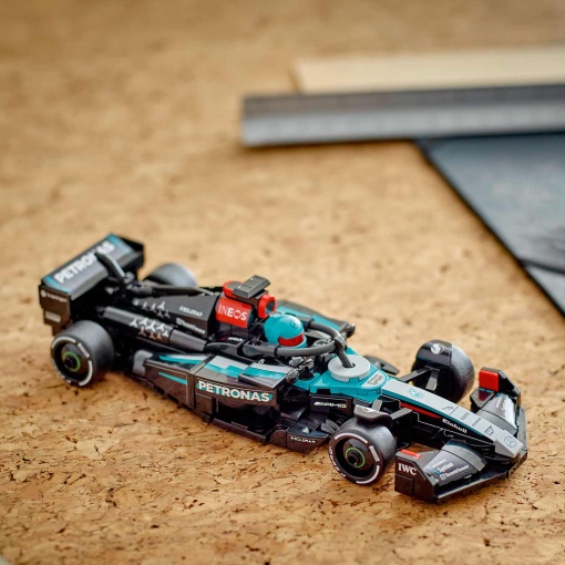LEGO Speed Champions Carro de Corrida Mercedes-AMG F1 W15 77244