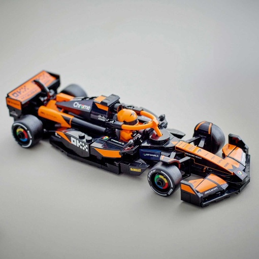 LEGO Speed Champions Carro de Corrida McLaren F1 Team MCL38 77251