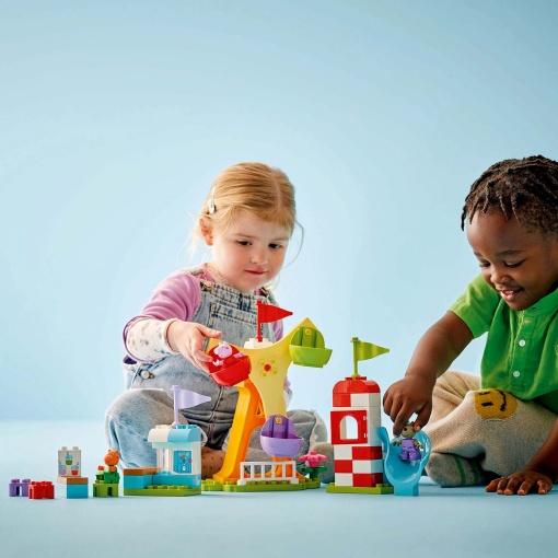 LEGO Duplo Porquinha Peppa Parque de Diversões 10453