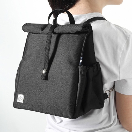 Lancheira térmica The Lunch Bags Lunchpack Black 28x26x19cm