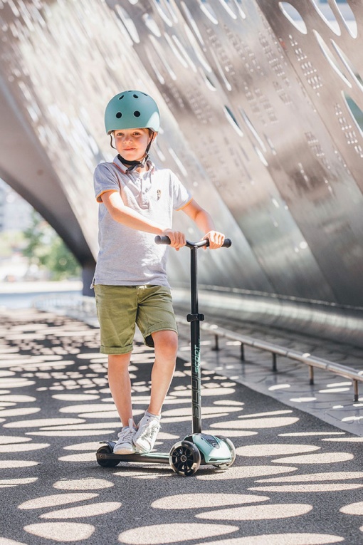 Trotinete Highwaykick 5 LED Floresta Scoot And Ride