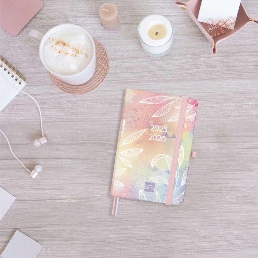 Agenda escolar semanal A6 2025/26 18 meses FINOCAM Minimal Pretty com elástico