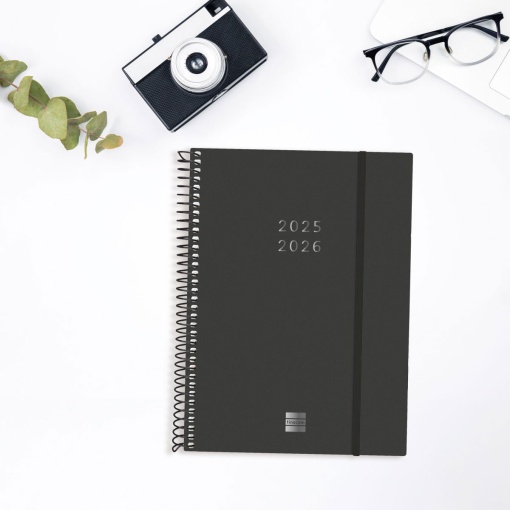 Agenda escolar semanal A5 2025/26 18 meses espiral FINOCAM negro com elástico