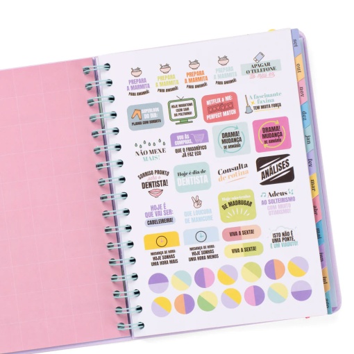 Agenda escolar semanal A5 2025/26 12 meses espiral MR.WONDERFUL "Algo mágico espera por mim"