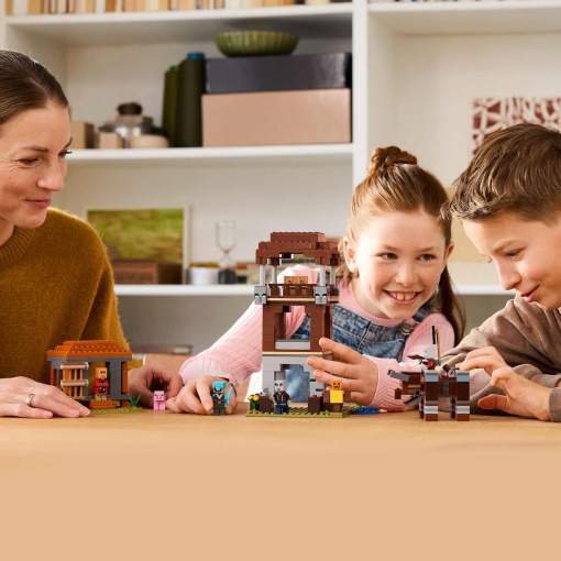 LEGO Minecraft O Posto Avançado e Devastador 21278