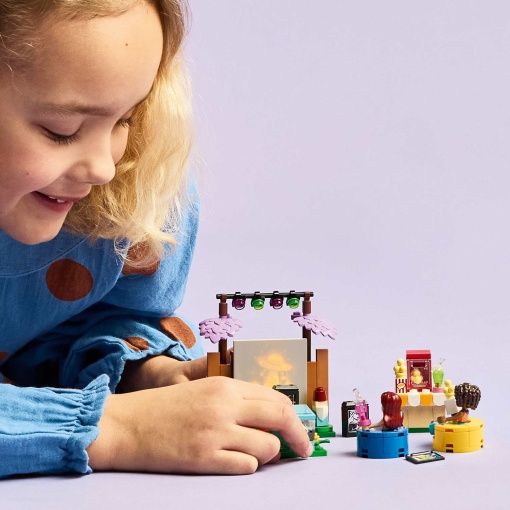 LEGO Friends Noite de Filmes e Amizade 42642