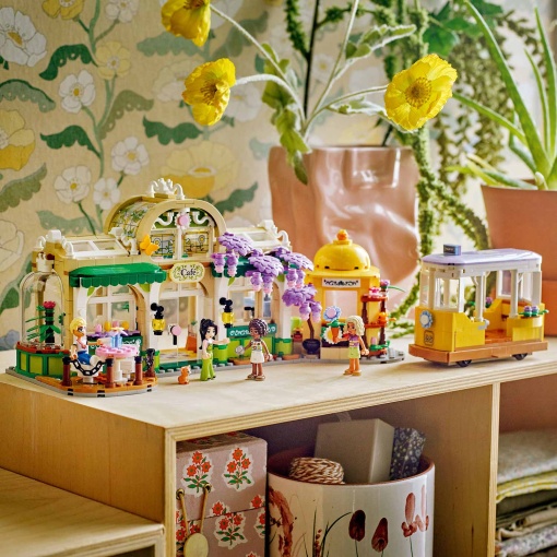 LEGO Friends Café das Plantas e Loja de Flores 42671
