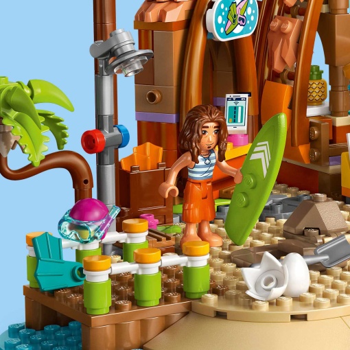 LEGO Friends Resort de Praia de Férias em Família 42673
