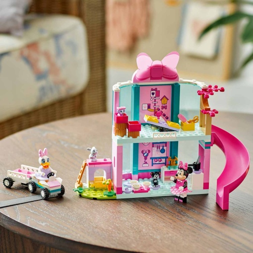 LEGO Disney Mickey e Amigos Hotel de Animais da Minnie 43274