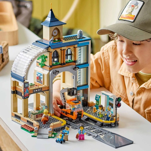 LEGO City Estação de Comboios Central 60469