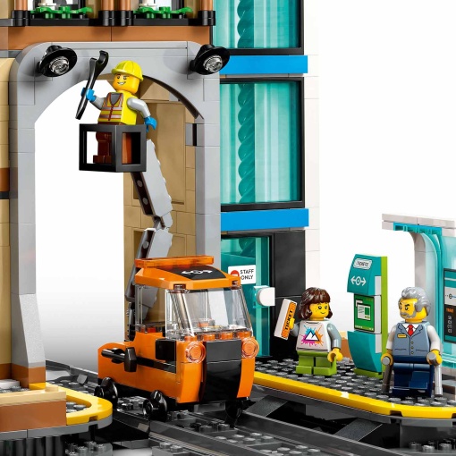 LEGO City Estação de Comboios Central 60469
