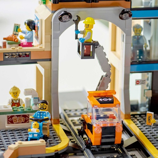 LEGO City Estação de Comboios Central 60469