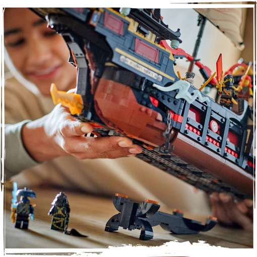 LEGO Ninjago O Navio Pirata do Templo 71848