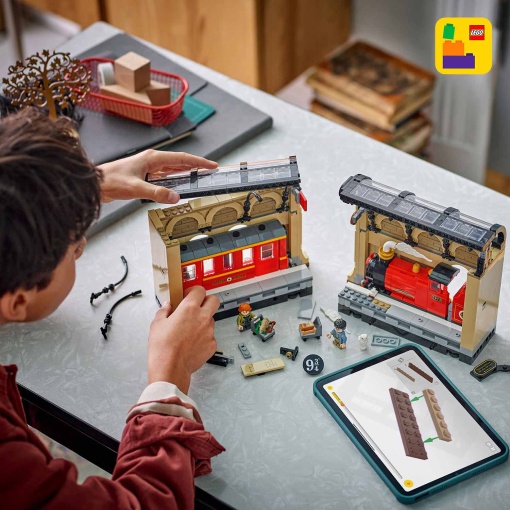 LEGO Harry Potter Book Nook: Expresso de Hogwarts 76450