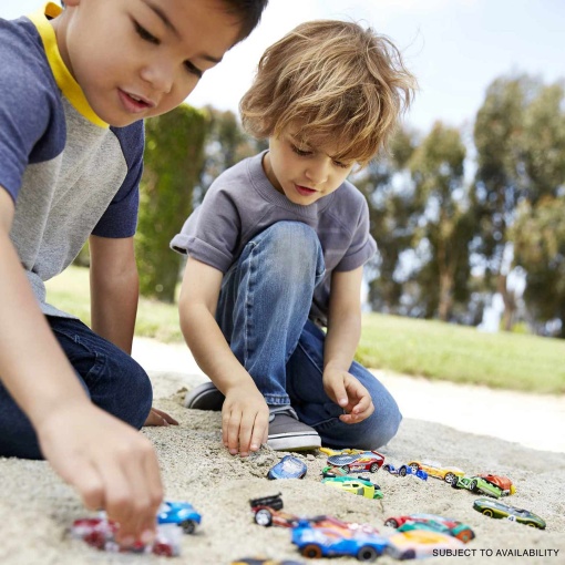 Hot Wheels pack 10 carros miniaturas sortido MATTEL
