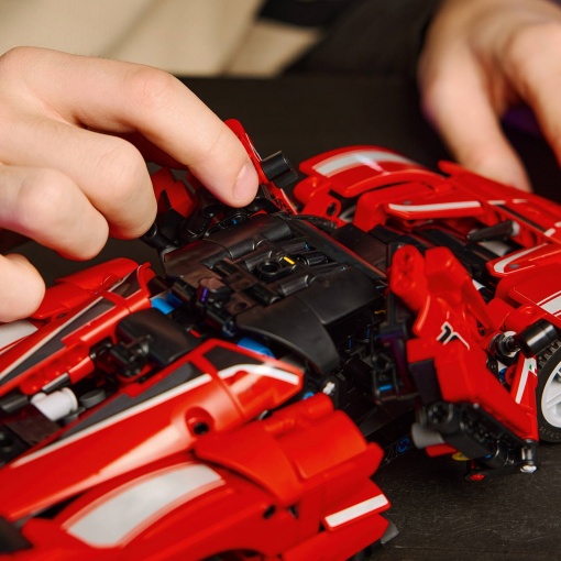 LEGO Technic Ferrari FXX K 42212