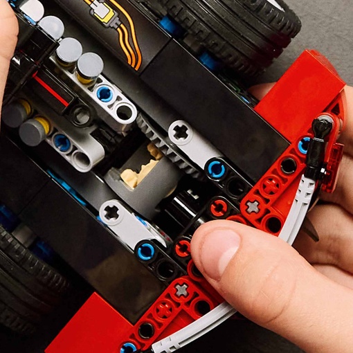 LEGO Technic Ferrari FXX K 42212