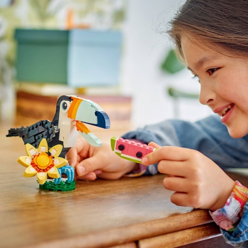 LEGO Creator 3-In-1 animais selvagens: tucano tropical 31173