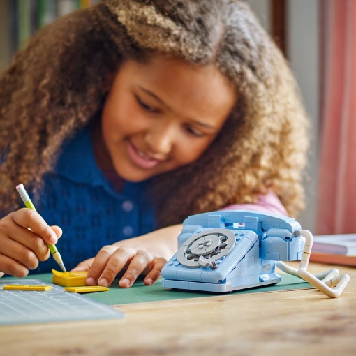 LEGO Creator 3-In-1 telefone retrô 31174