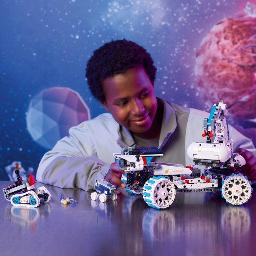 LEGO Technic veículo espacial: rover lunar Outpost 42211