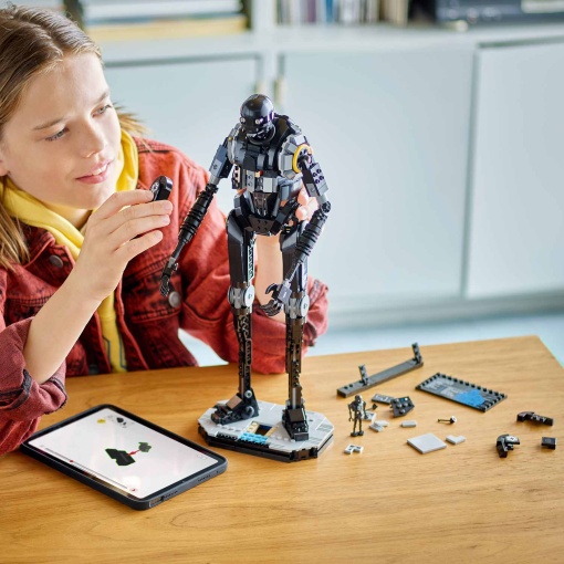 LEGO Star Wars dróide de segurança K-2SO 75434
