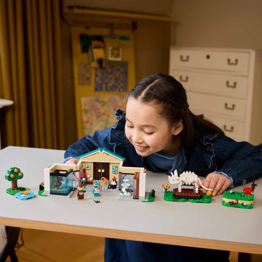 LEGO Animal Crossing a coleção do museu do Blathers 77056