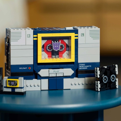 LEGO Icons Transformers 10358