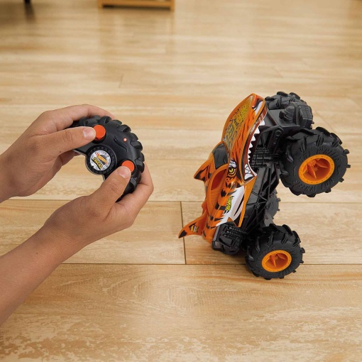 HOT WHEELS Monster Trucks Tiger Shark telecomandado 1:24 Mattel HNV03