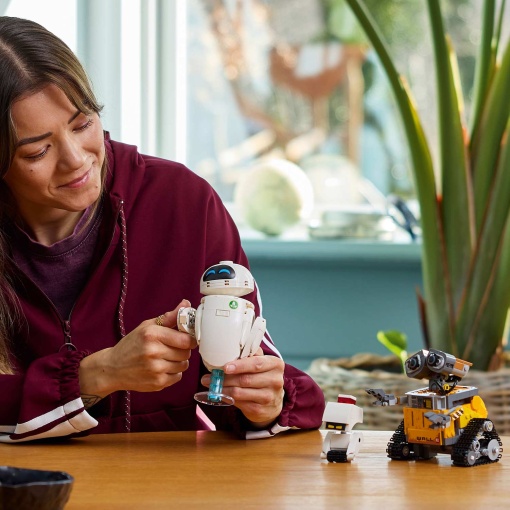 LEGO Disney WALL-E e EVE 43279
