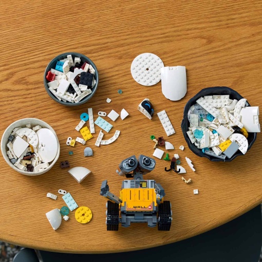 LEGO Disney WALL-E e EVE 43279