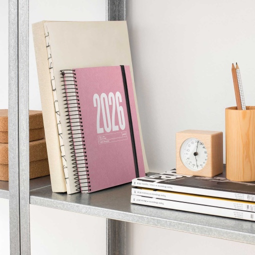 Agenda diária A5 2026 espiral MIQUELRIUS Plus Recycled rosa com elástico
