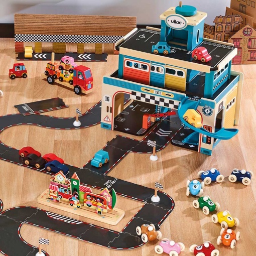 Coche de carreras de madera surtido VILAC