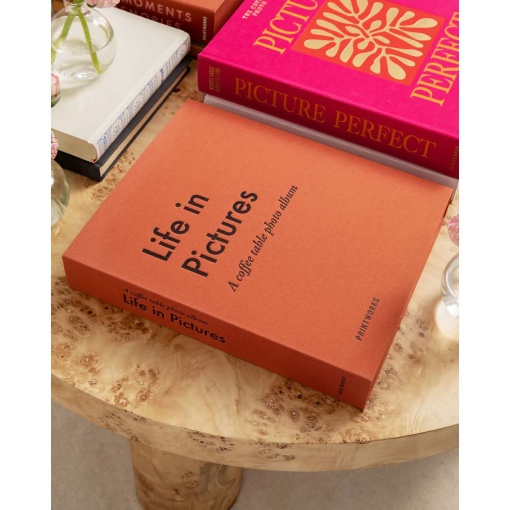 Álbum fotográfico "Life in pictures" 31x26cm laranja PRINTWORKS
