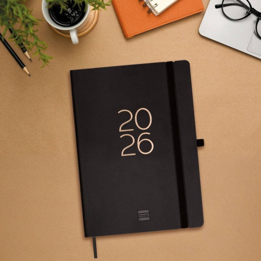 Agenda diária A5 2026 FINOCAM Capri preta com elástico
