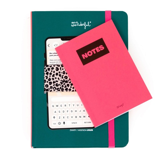 Agenda semanal Basic A5 2026 MR.WONDERFUL "My new era" com suporte para telemóvel