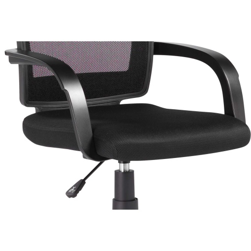 Q-CONNECT black swivel office chair
